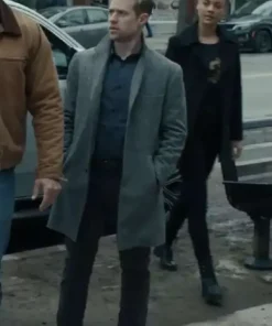 David O’Donnell Reacher S02 Grey Coat