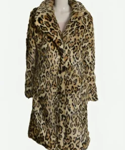 Kelly Reilly Yellowstone Cheetah Coat