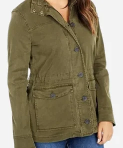 Happys Place S01 Reba McEntire Green Jacket