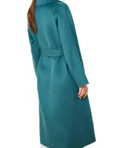Another Simple Favor Anna Kendrick Stephanie Smothers Coat