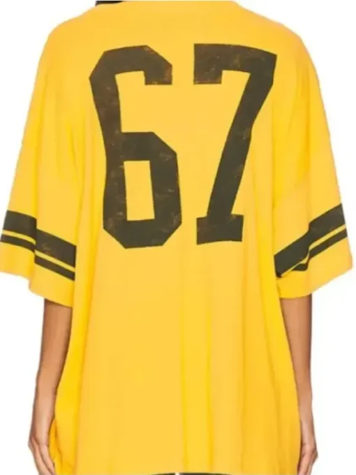 The Kelly Clarkson Show Kelly Clarkson Fleetwood Mac Yellow Shirt