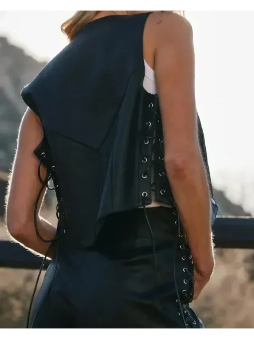 The Voice White Rose Vest