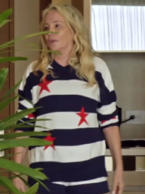 Love Hotel S01 Shannon Beador Red Stars Striped Sweater