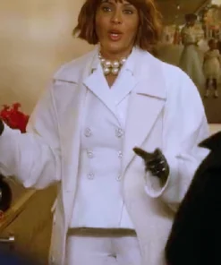 And Just Like That S03 Lisa Wexley White Coat